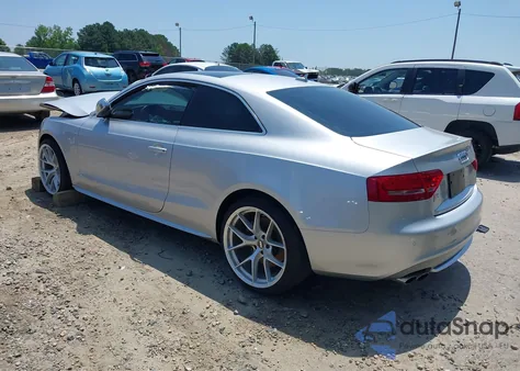 2012 Audi S5 4.2 Premium Plus z USA, uszkodzony, nr VIN WAUVVAFR3CA002484